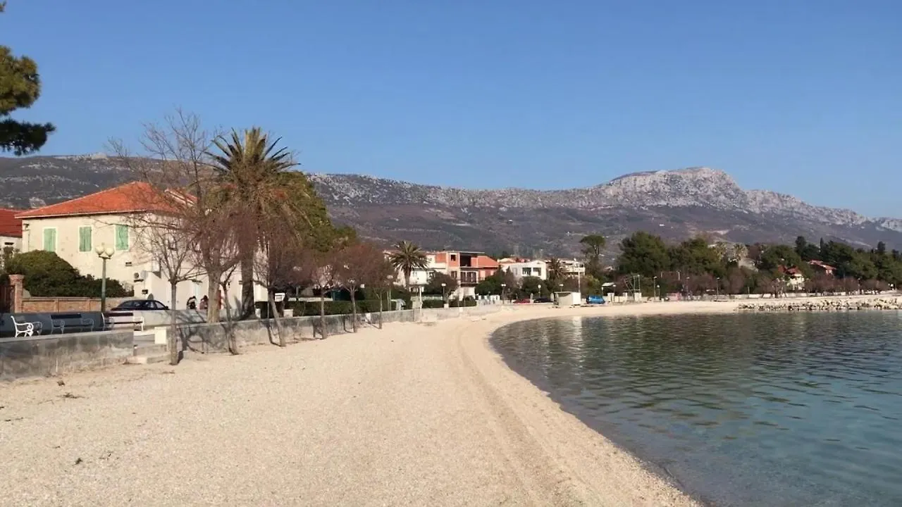 Apartment Aurora Kaštela