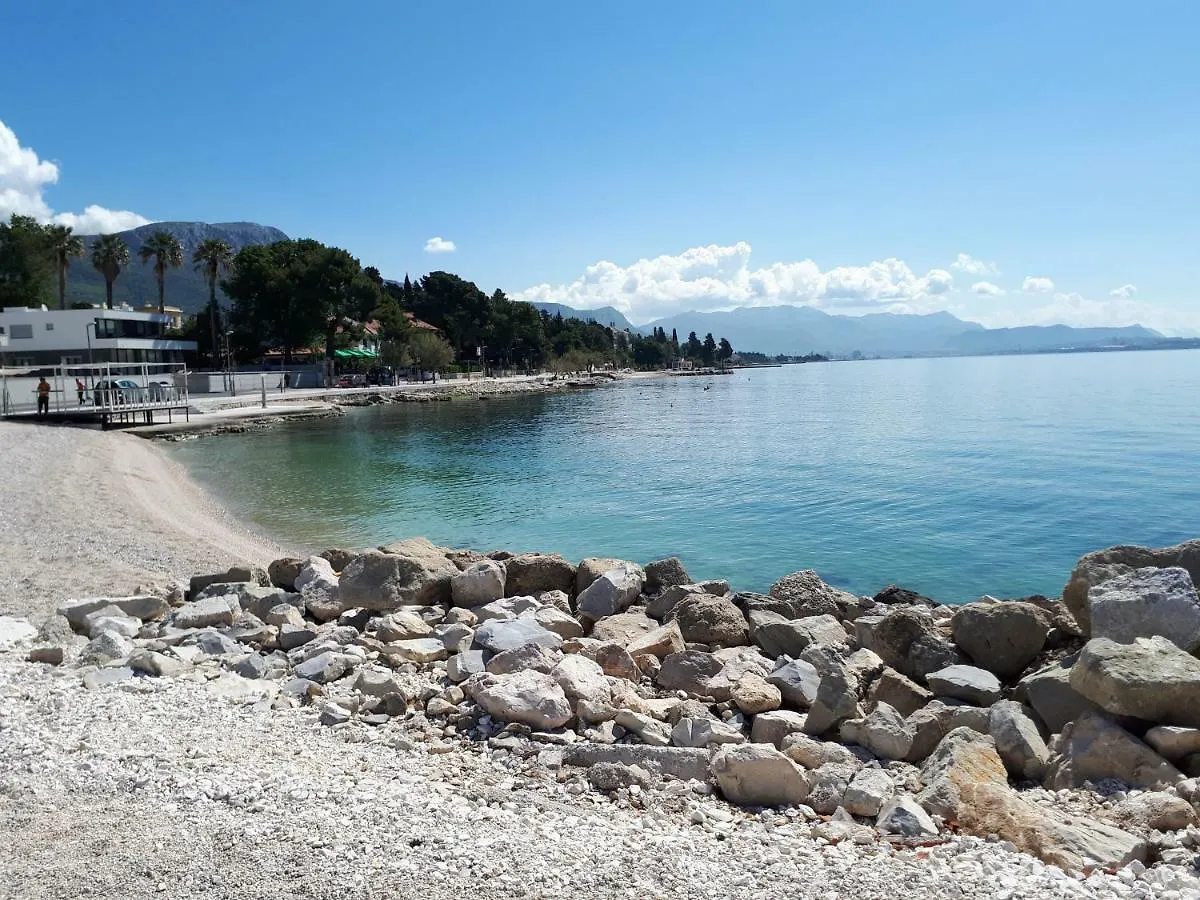 Apartment Aurora Kaštela