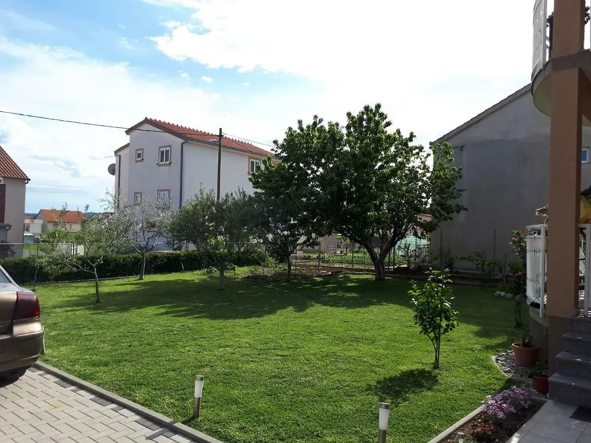 Apartment Aurora Kastela
